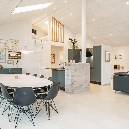 12 Person In Lokken-by Traum بيت للعطل *