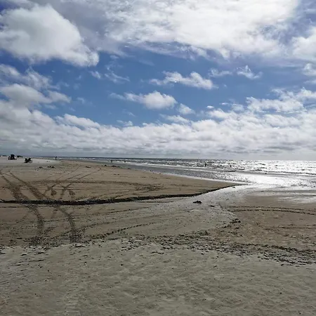 12 Person In Lokken-by Traum Nyaraló *